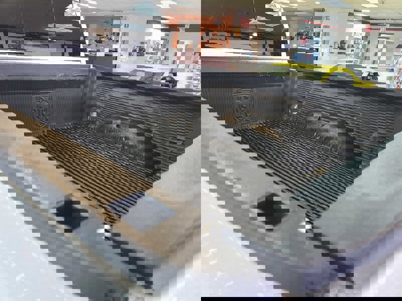 Used 2016 RAM 1500 Outdoorsman image 28