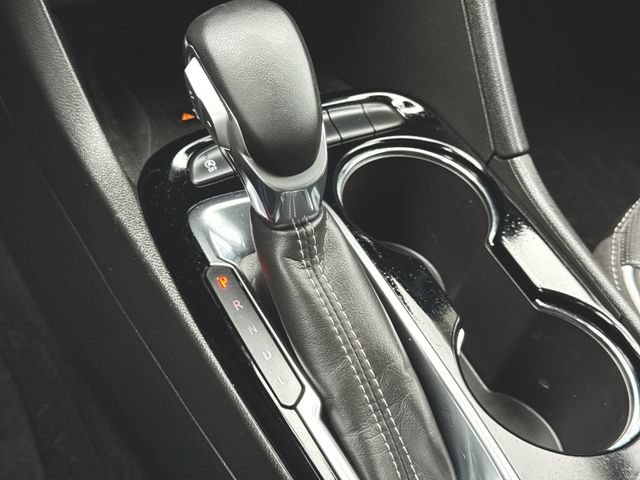 Used 2024 Buick Encore GX Avenir w/ Avenir Technology Package FWD image 15