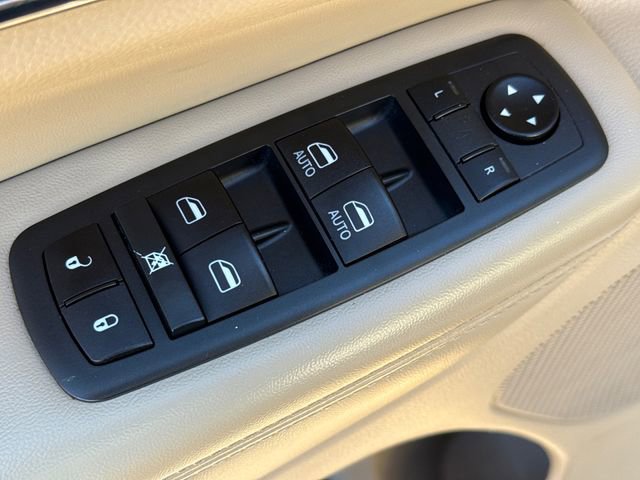 Used 2021 Jeep Grand Cherokee Limited w/ Luxury Group II image 21