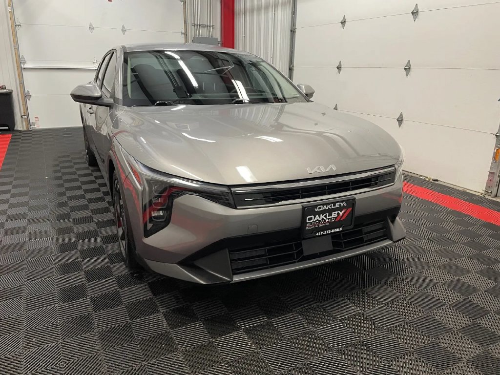 Used 2025 Kia K4 EX FWD image 6