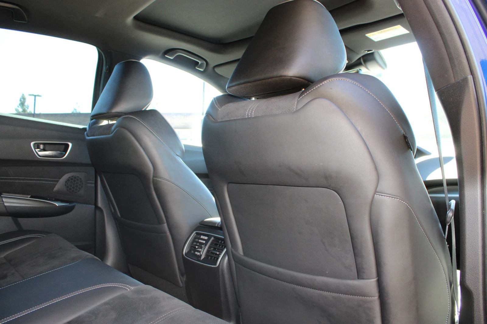 Used 2018 Acura TLX w/ Technology & A-SPEC Package FWD image 9