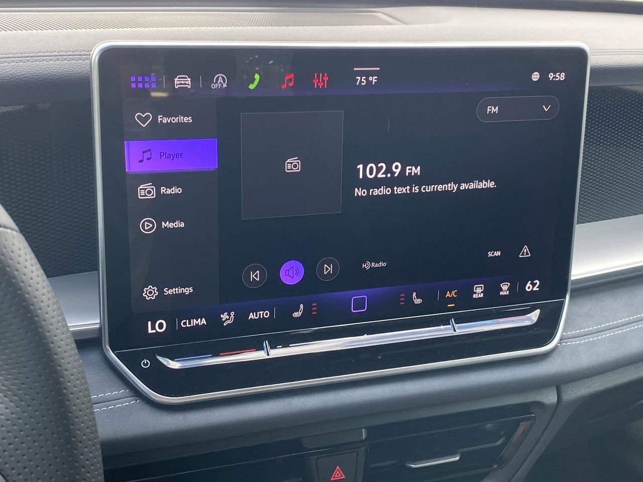 New 2026 Volkswagen Tiguan SE R-Line image 22