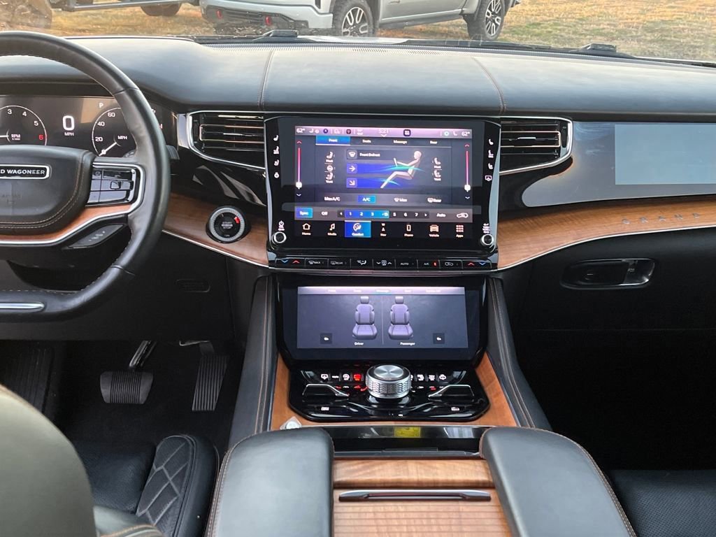 Used 2024 Jeep Grand Wagoneer L Series III image 22