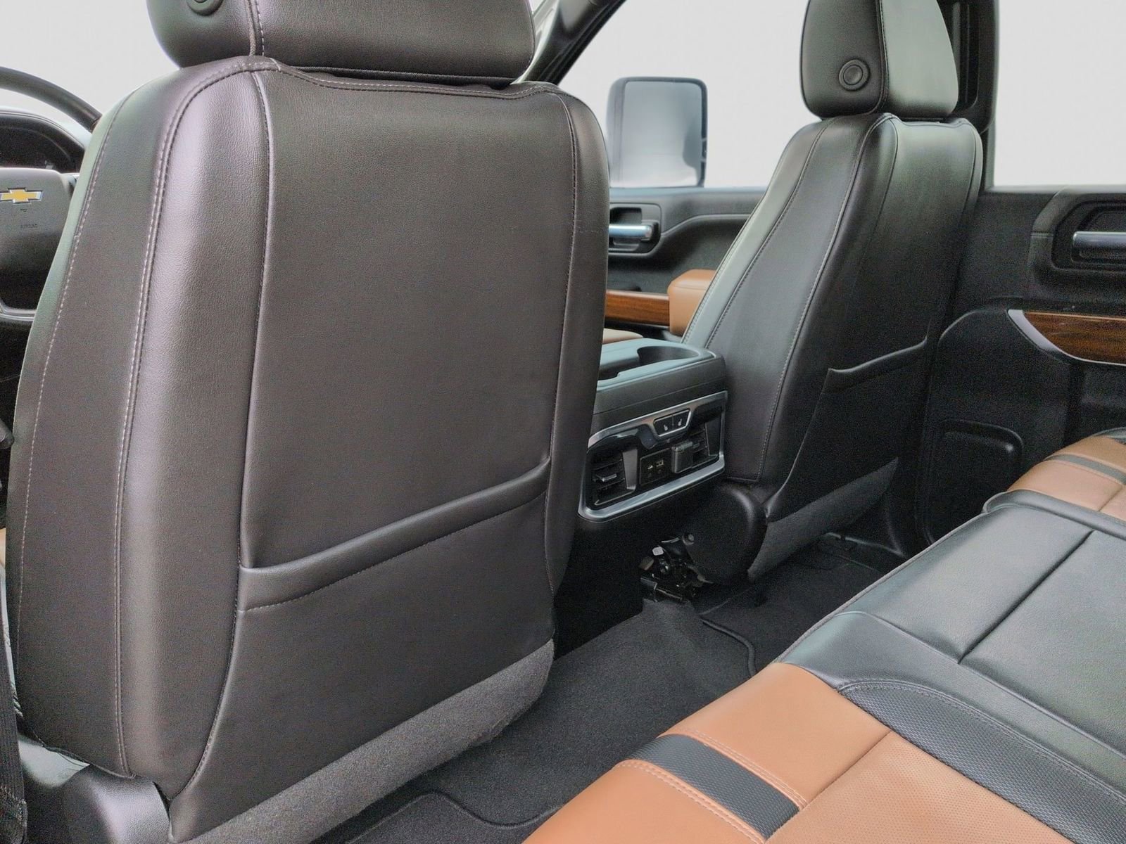 Used 2021 Chevrolet Silverado 2500 High Country w/ Safety Package II image 23