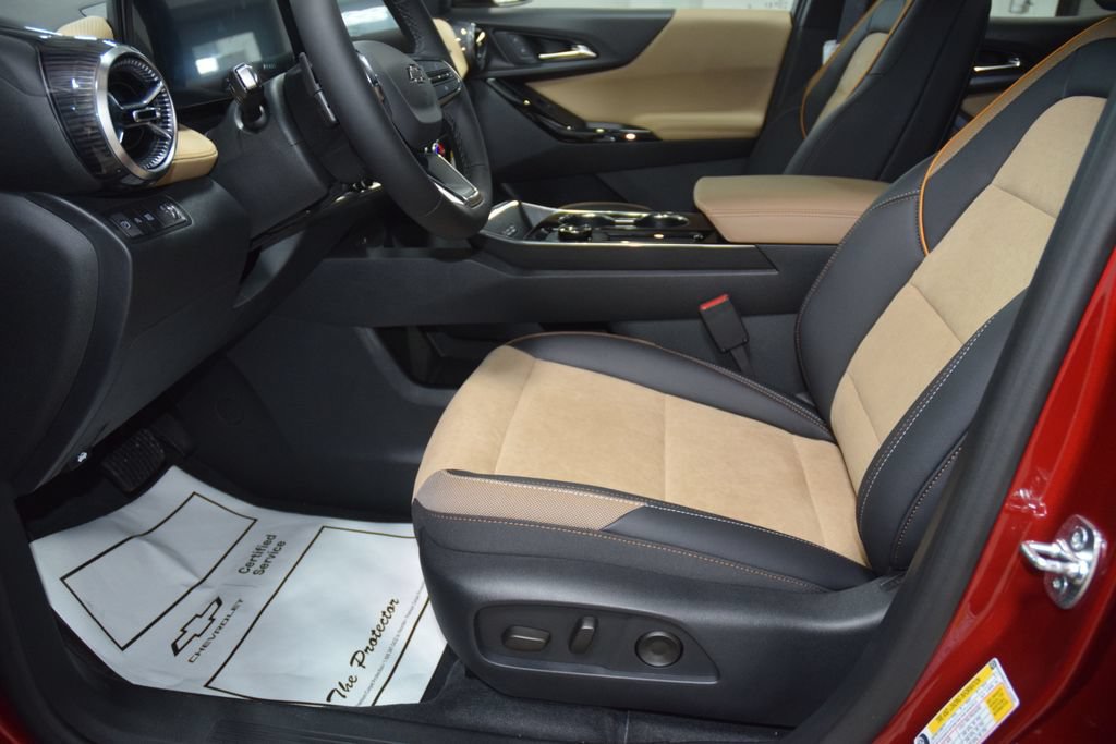 New 2027 Chevrolet Equinox ACTIV w/ Safety and Technology Package FWD image 41