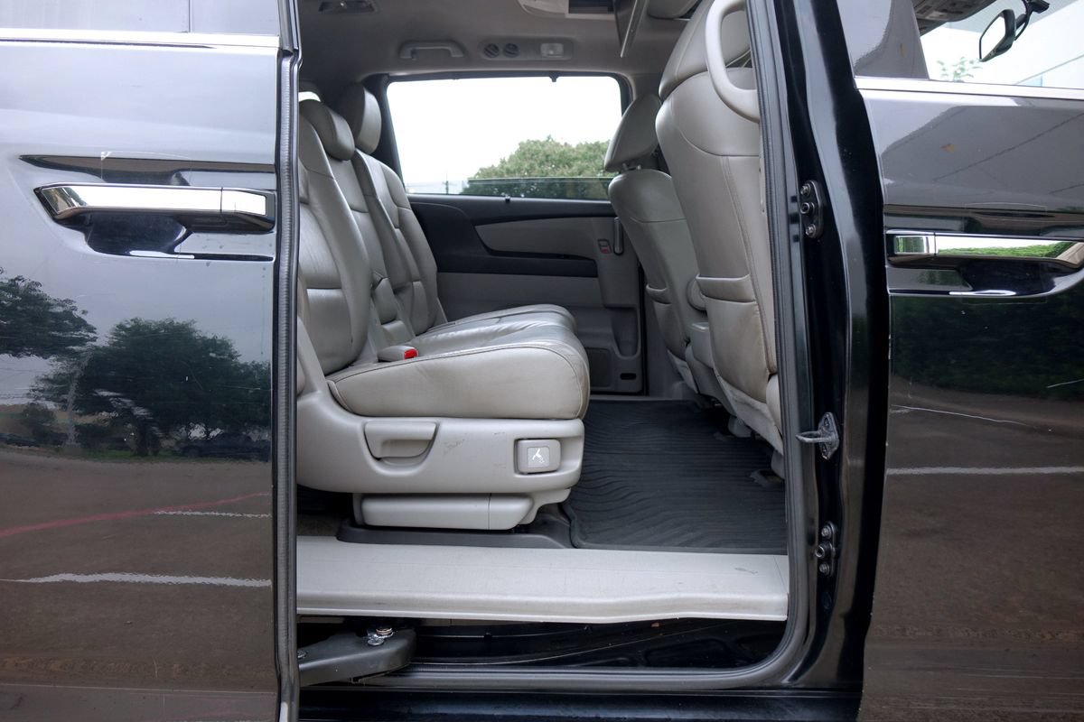 Used 2012 Honda Odyssey Touring image 39