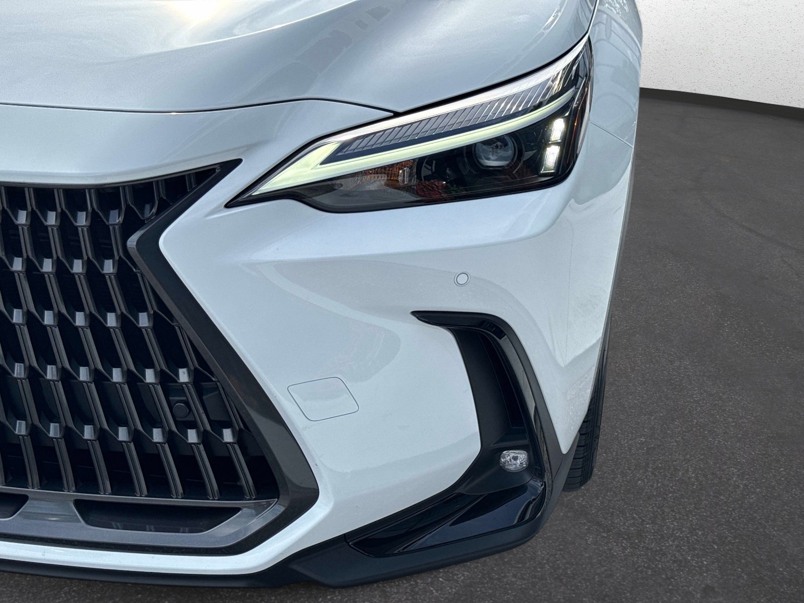 Certified 2026 Lexus NX 450h+ AWD w/ Accessory Package (Z2) image 9