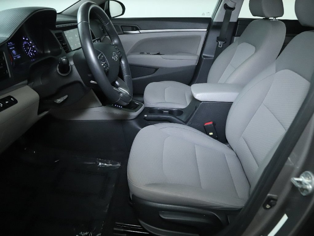 Used 2020 Hyundai Elantra Value Edition w/ Cargo Package (C1) FWD image 18