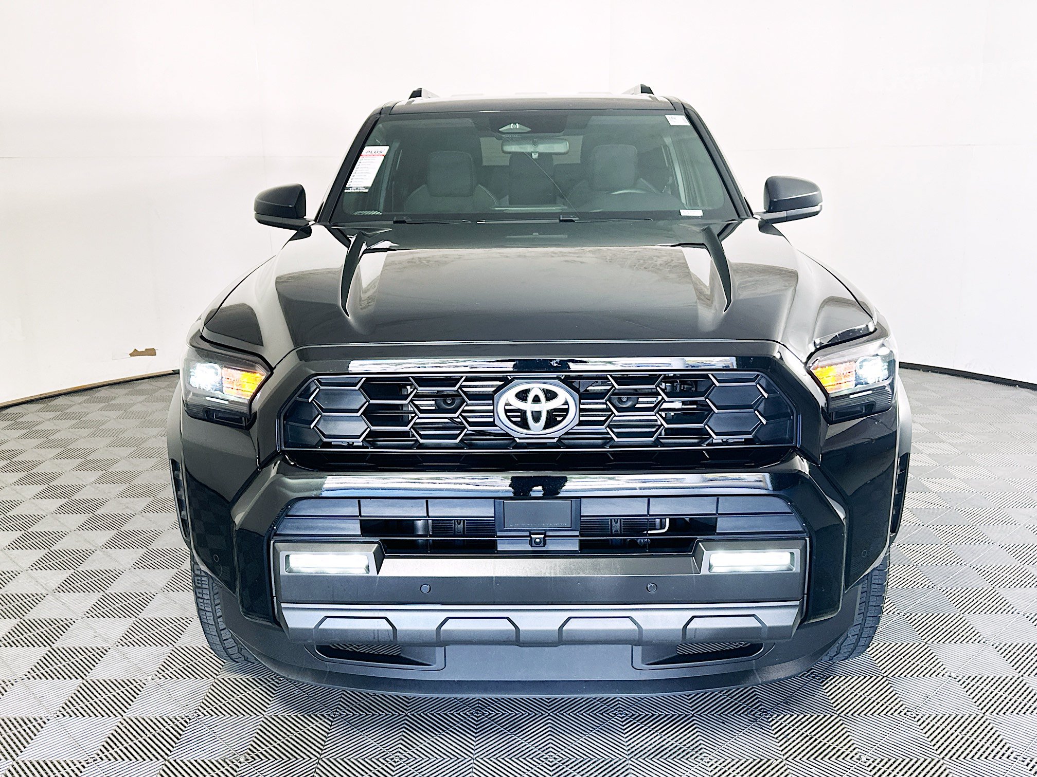 Certified 2025 Toyota 4Runner TRD Off-Road AWD/4WD image 8