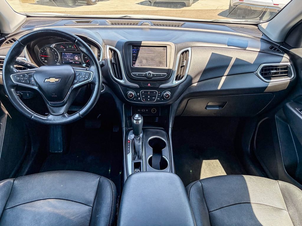 Used 2020 Chevrolet Equinox LT w/ Sport Edition FWD image 16