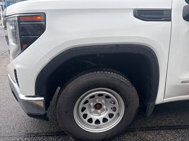 Used 2024 GMC Sierra 1500 Pro w/ Pro Value Package image 4