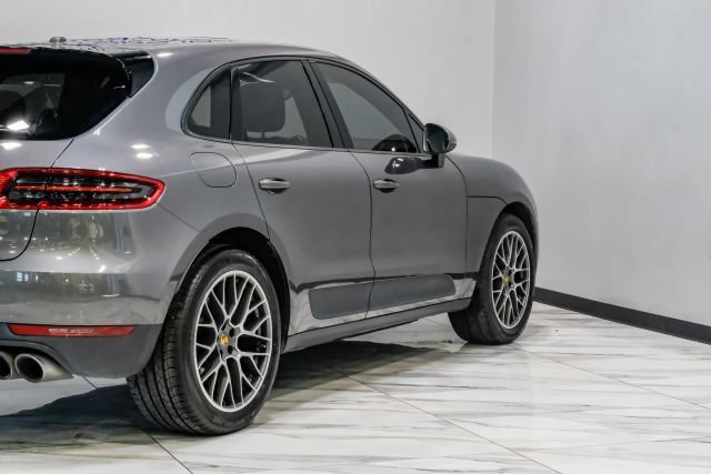Used 2018 Porsche Macan Sport Edition AWD/4WD image 14