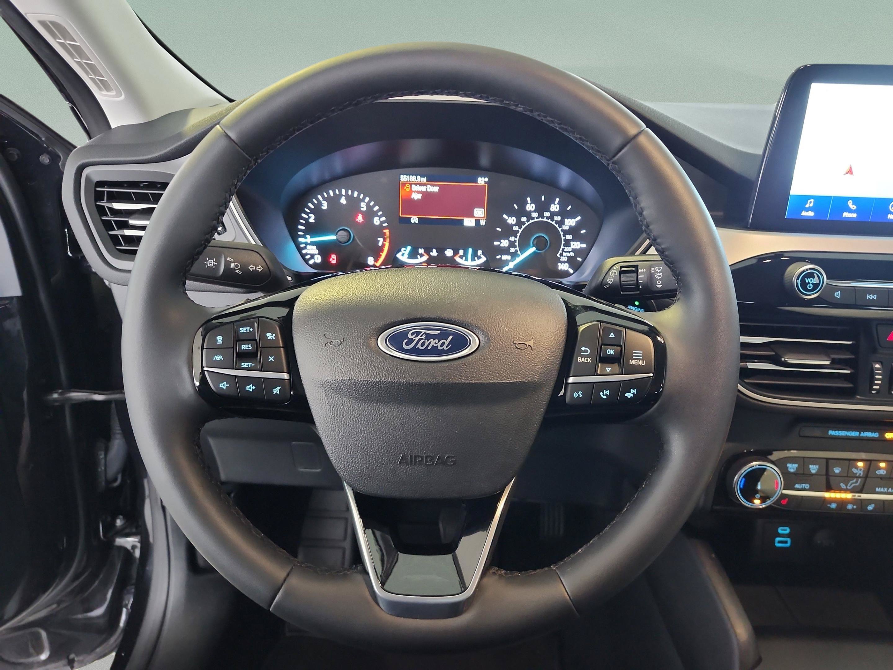 Certified 2022 Ford Escape SEL FWD image 9