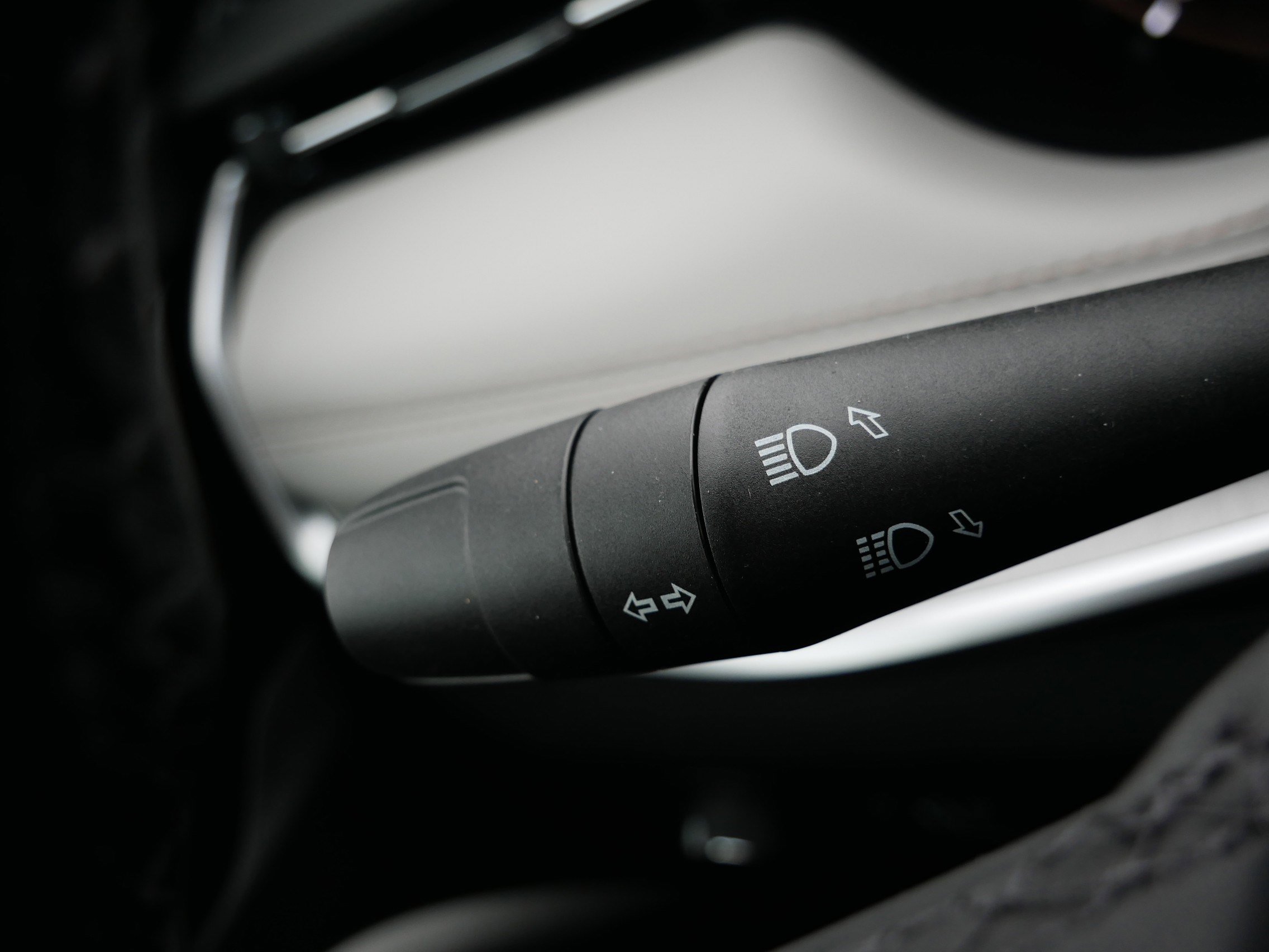 New 2026 Jeep Compass Limited image 18