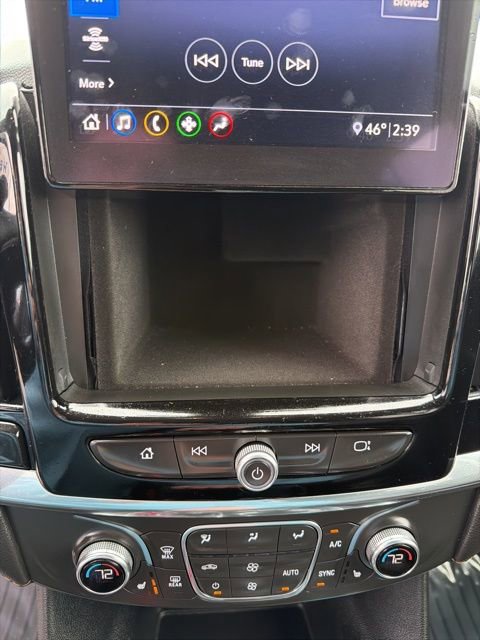 Used 2020 Chevrolet Traverse LT w/ Driver Confidence II Package AWD/4WD image 17