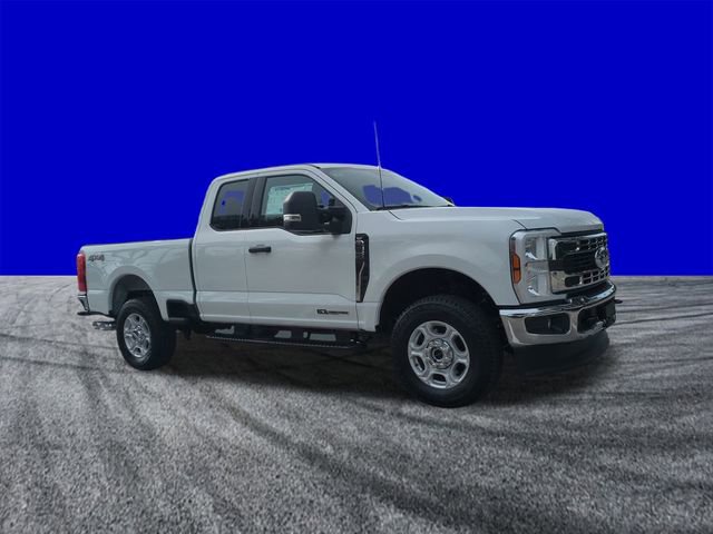 New 2026 Ford F250 XLT image 2