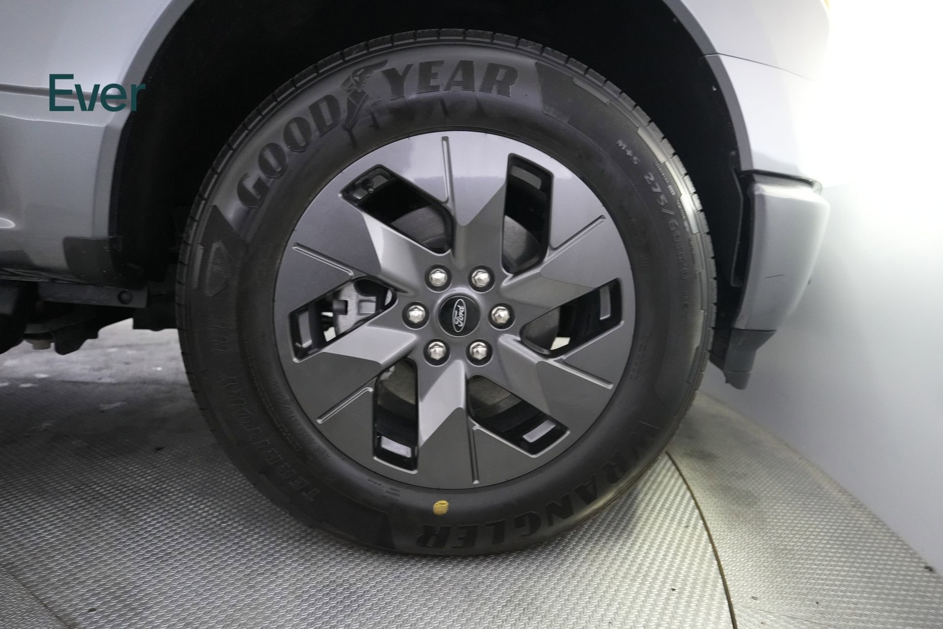 Used 2024 Ford F150 Lightning Flash image 14