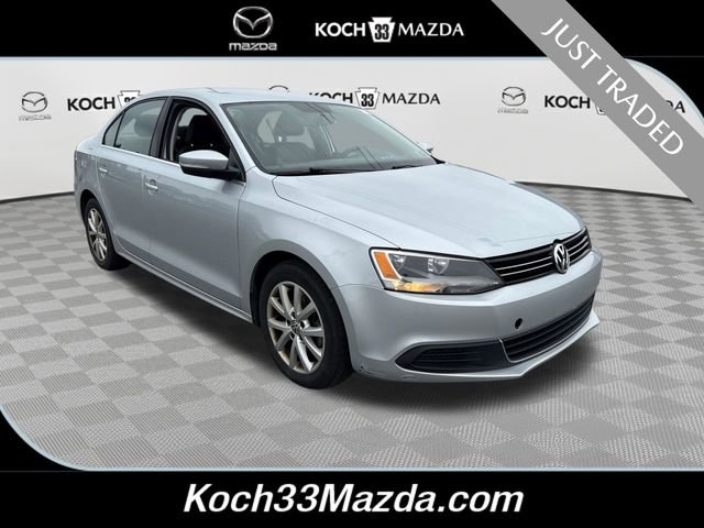Used 2013 Volkswagen Jetta SE FWD image 1