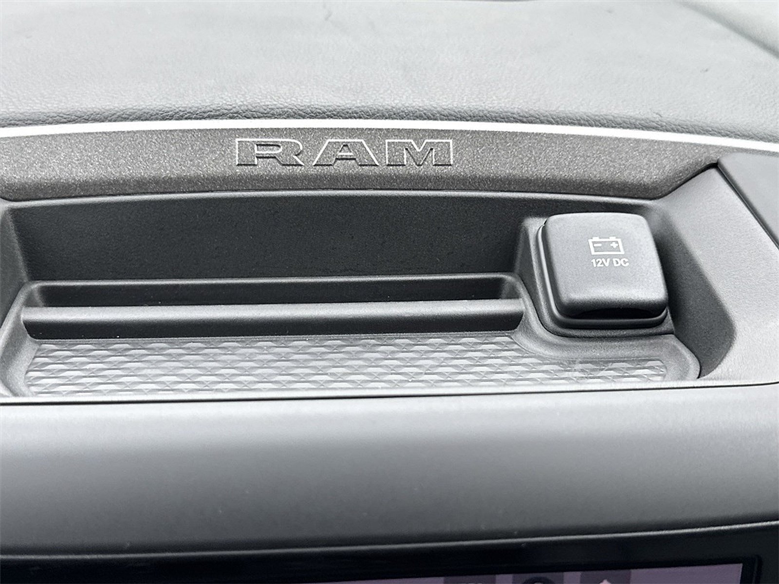 New 2025 RAM 3500 Tradesman w/ Chrome Appearance Group AWD/4WD image 5