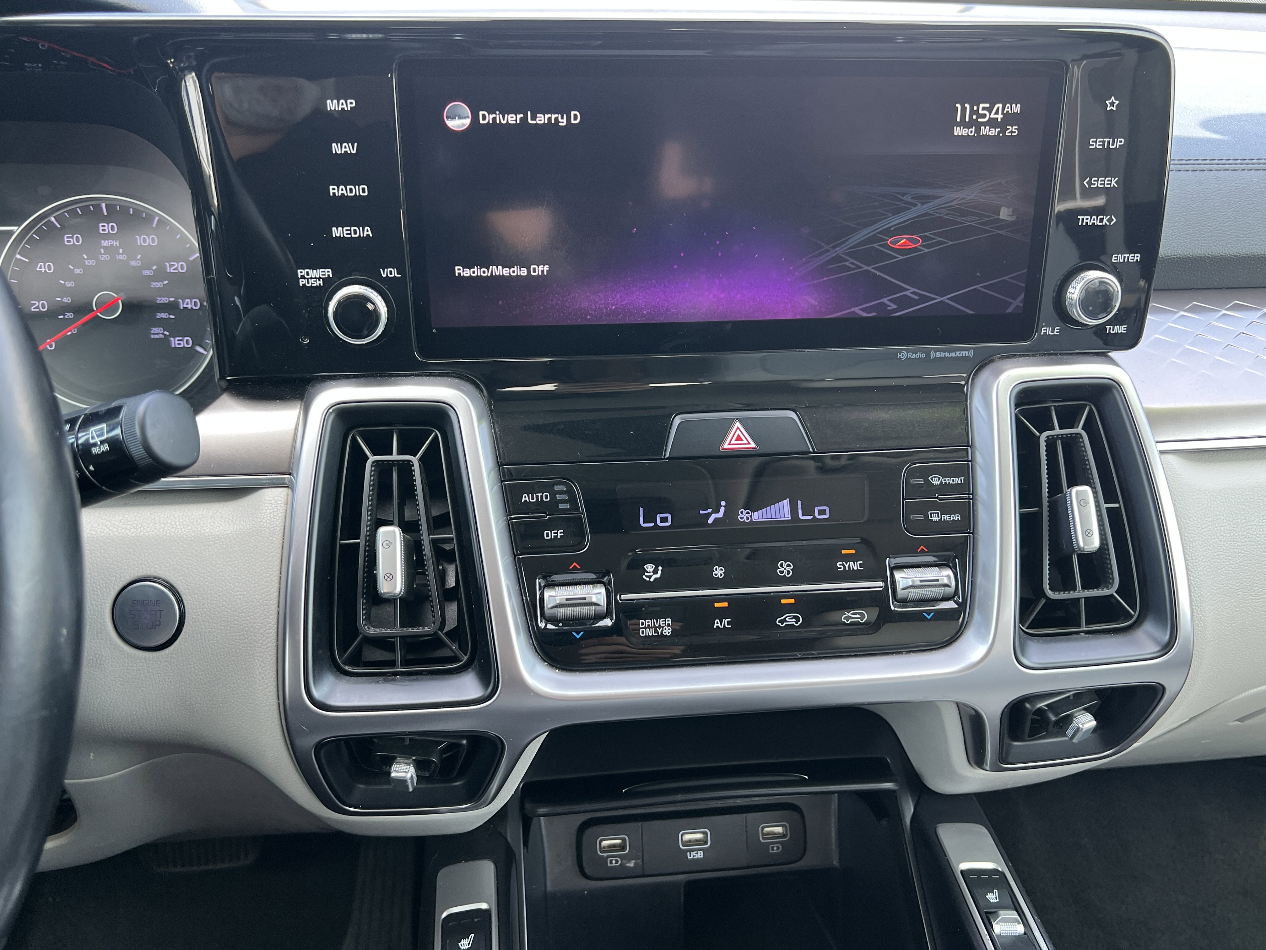 Used 2022 Kia Sorento S image 30