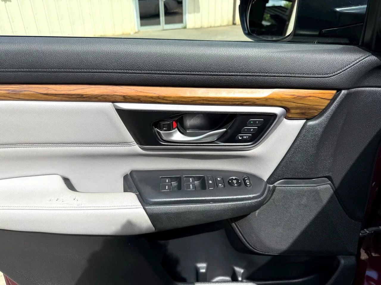 Used 2017 Honda CR-V EX-L image 23