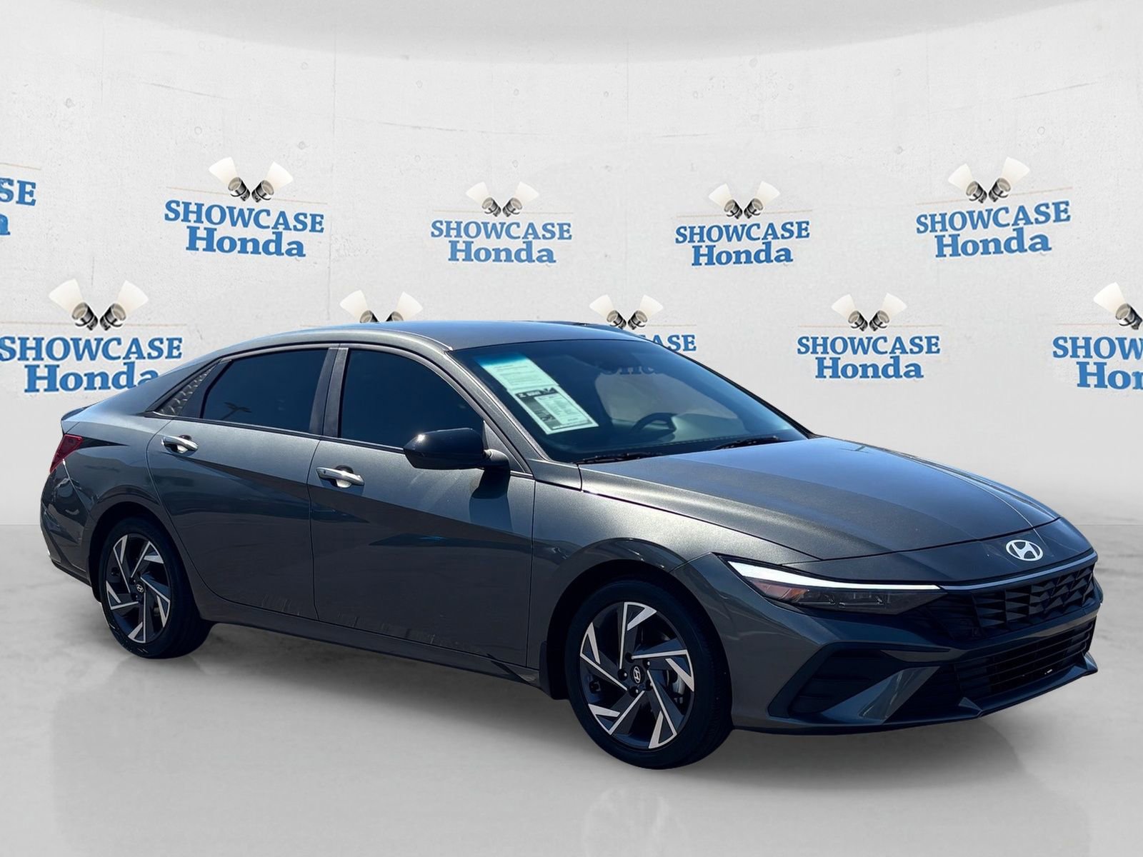 Used 2025 Hyundai Elantra Sport image 10