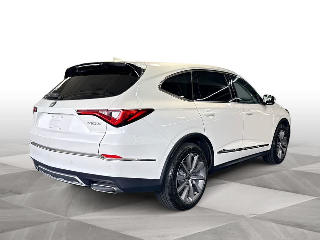 Certified 2025 Acura MDX FWD w/ Technology Package image 8