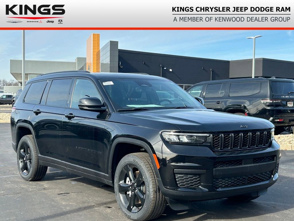 New 2025 Jeep Grand Cherokee L Altitude AWD/4WD image 1
