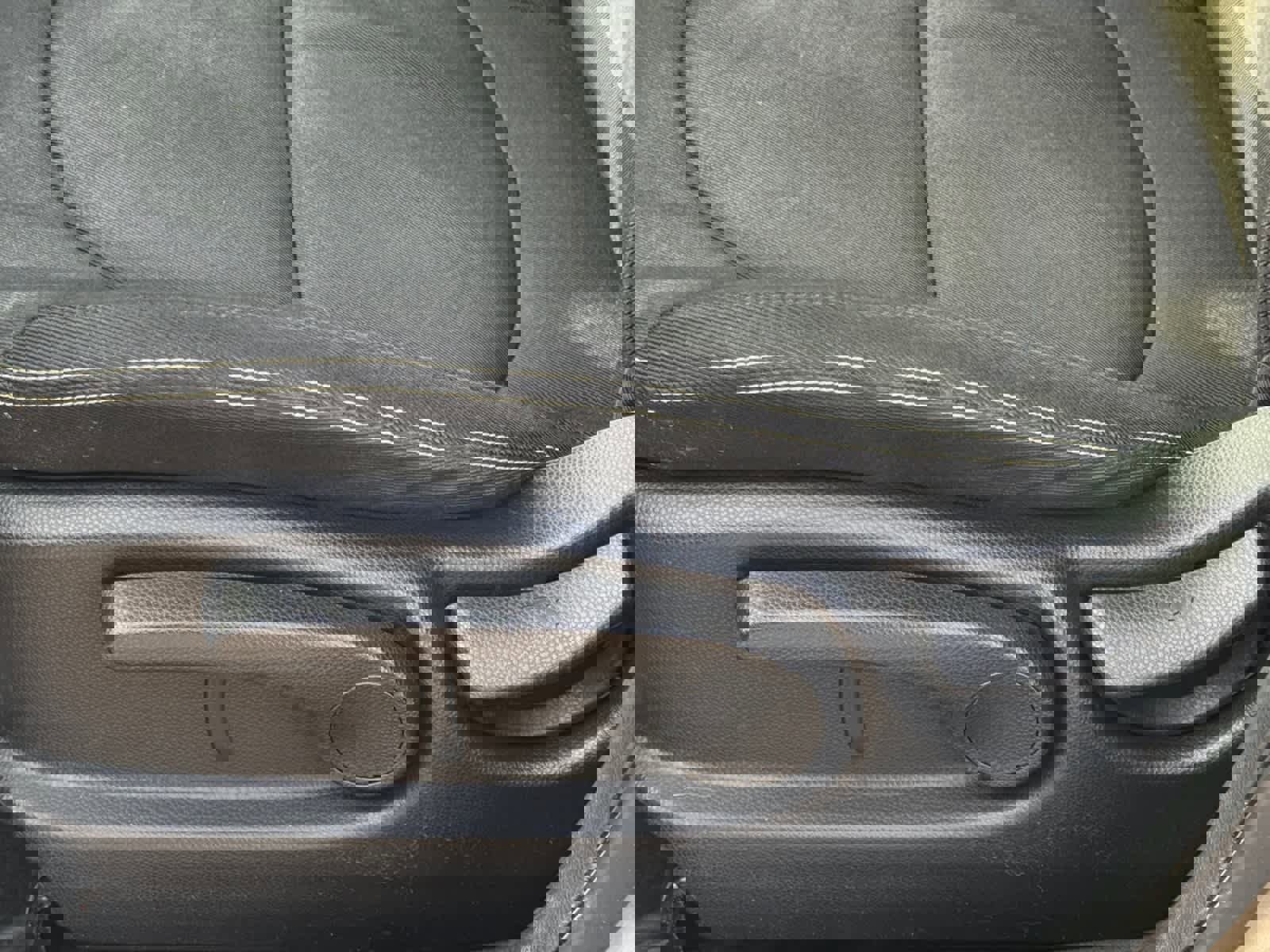 Used 2014 Kia Soul + FWD image 15