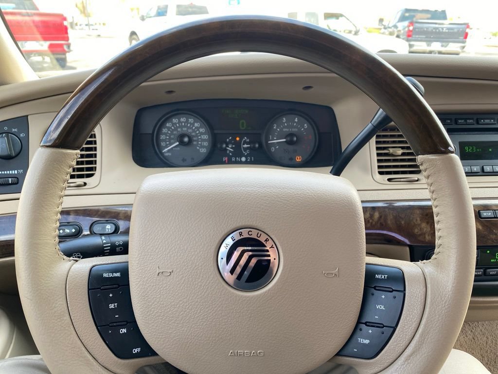 Used 2011 Mercury Grand Marquis LS RWD image 19