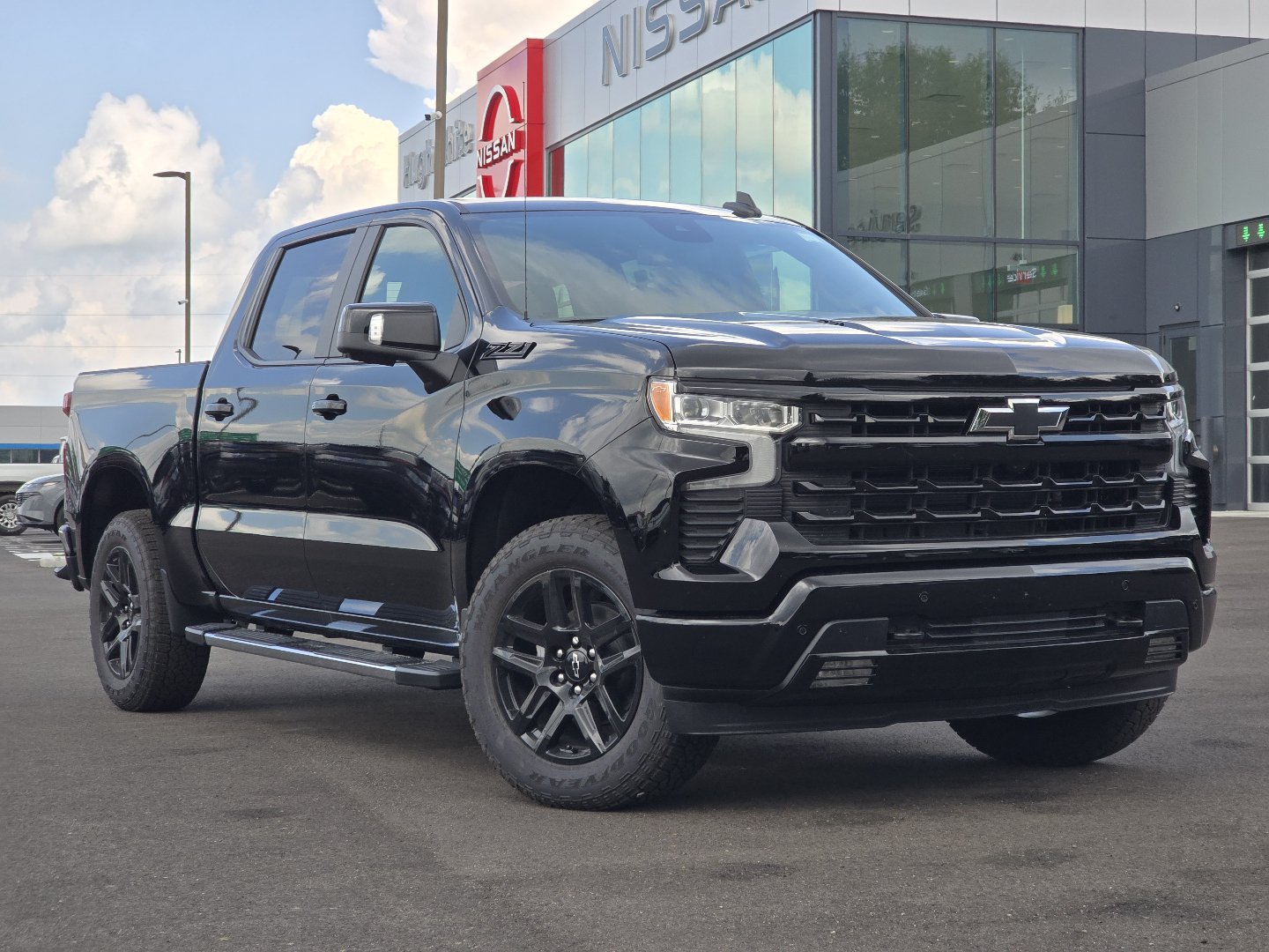 New 2026 Chevrolet Silverado 1500 RST w/ RST All Star Premium Package AWD/4WD image 2