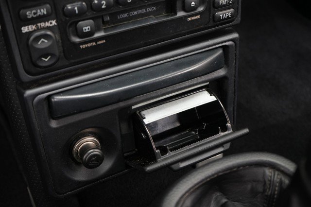 Used 2001 Toyota MR2 image 75