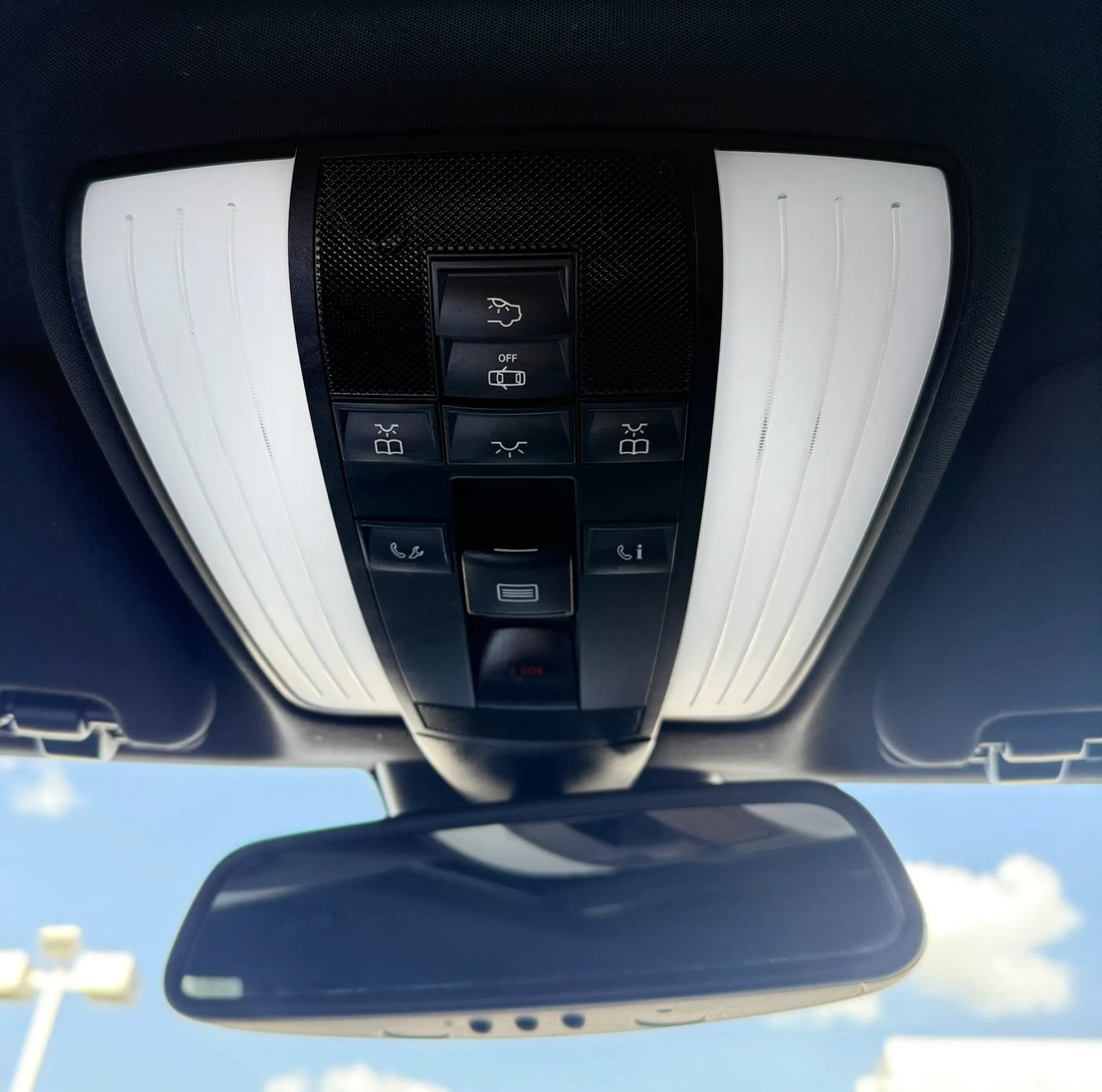 Used 2014 Mercedes-Benz E 350 4MATIC Sedan image 23