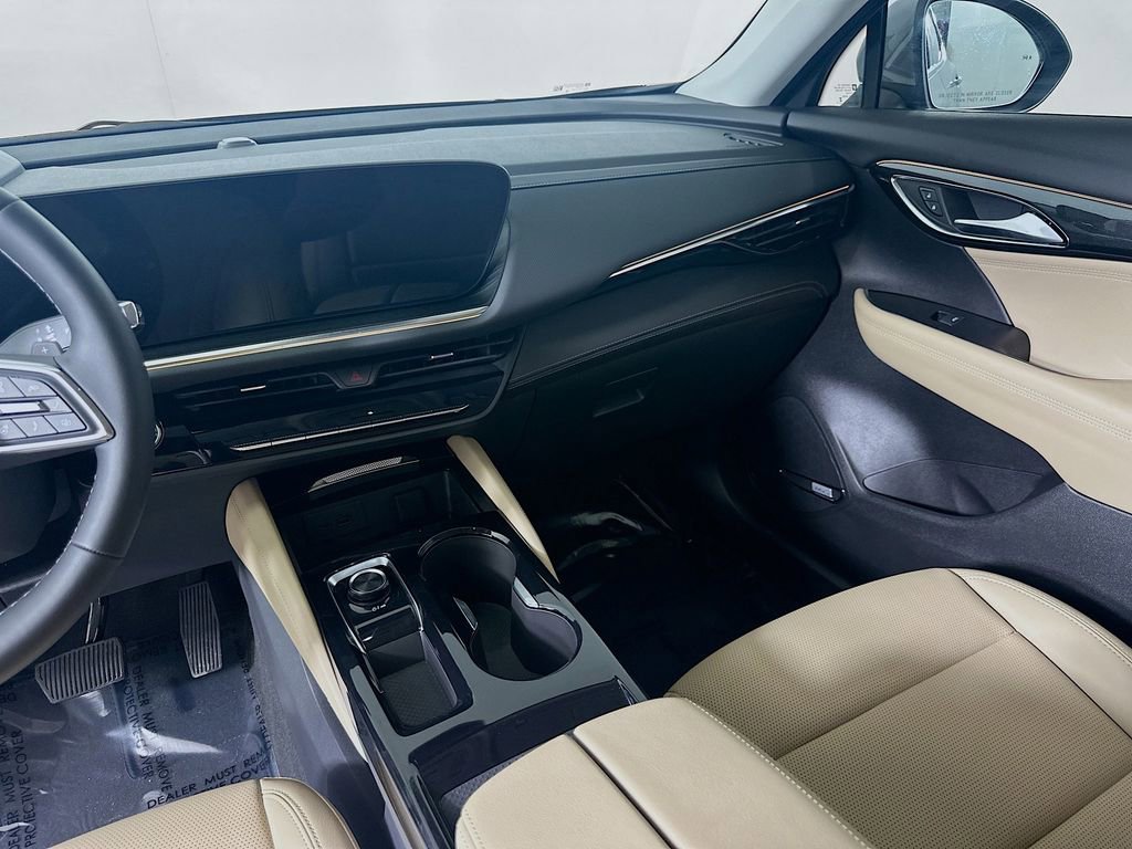 Used 2025 Buick Envision Preferred AWD/4WD image 19