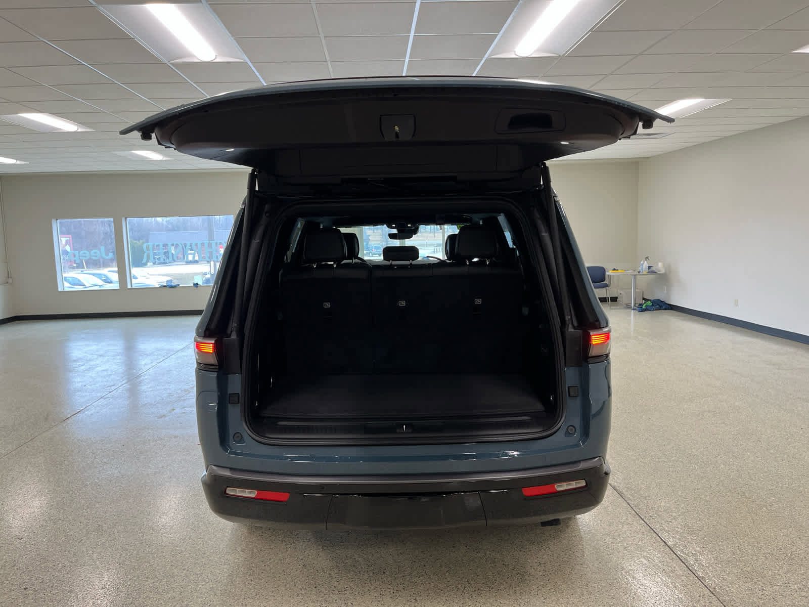 New 2026 Jeep Grand Wagoneer 4WD image 11