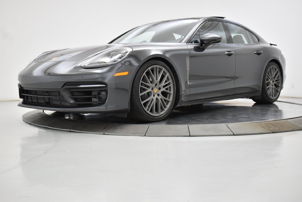 Used 2023 Porsche Panamera 4 Platinum Edition AWD/4WD image 18
