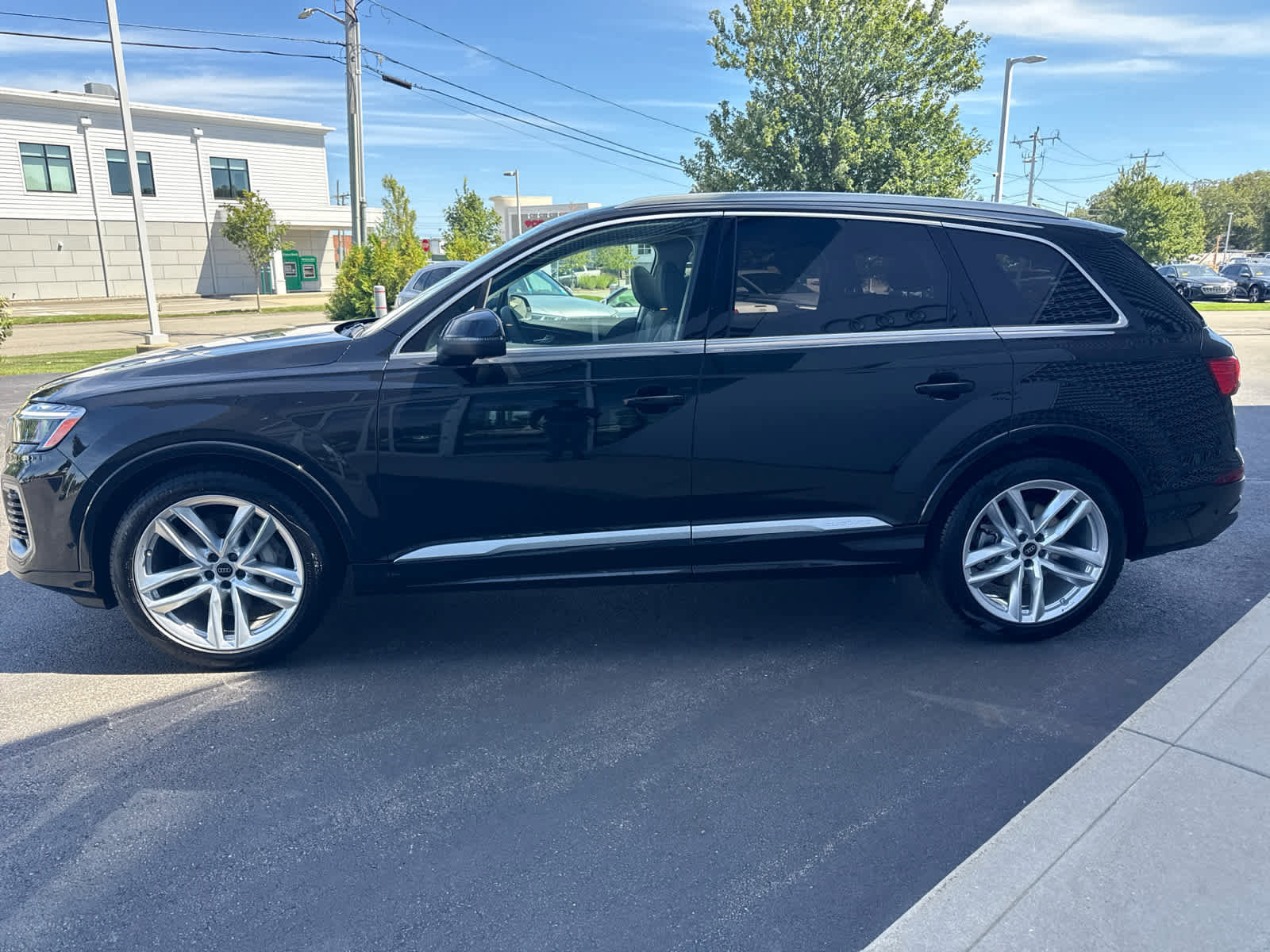 New 2025 Audi Q7 3.0T Premium Plus image 5