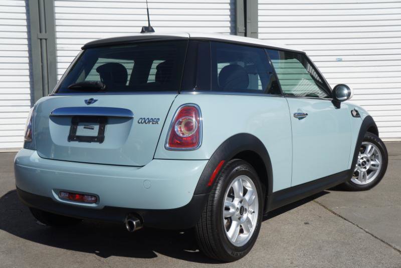 Used 2013 MINI Cooper Hardtop image 3