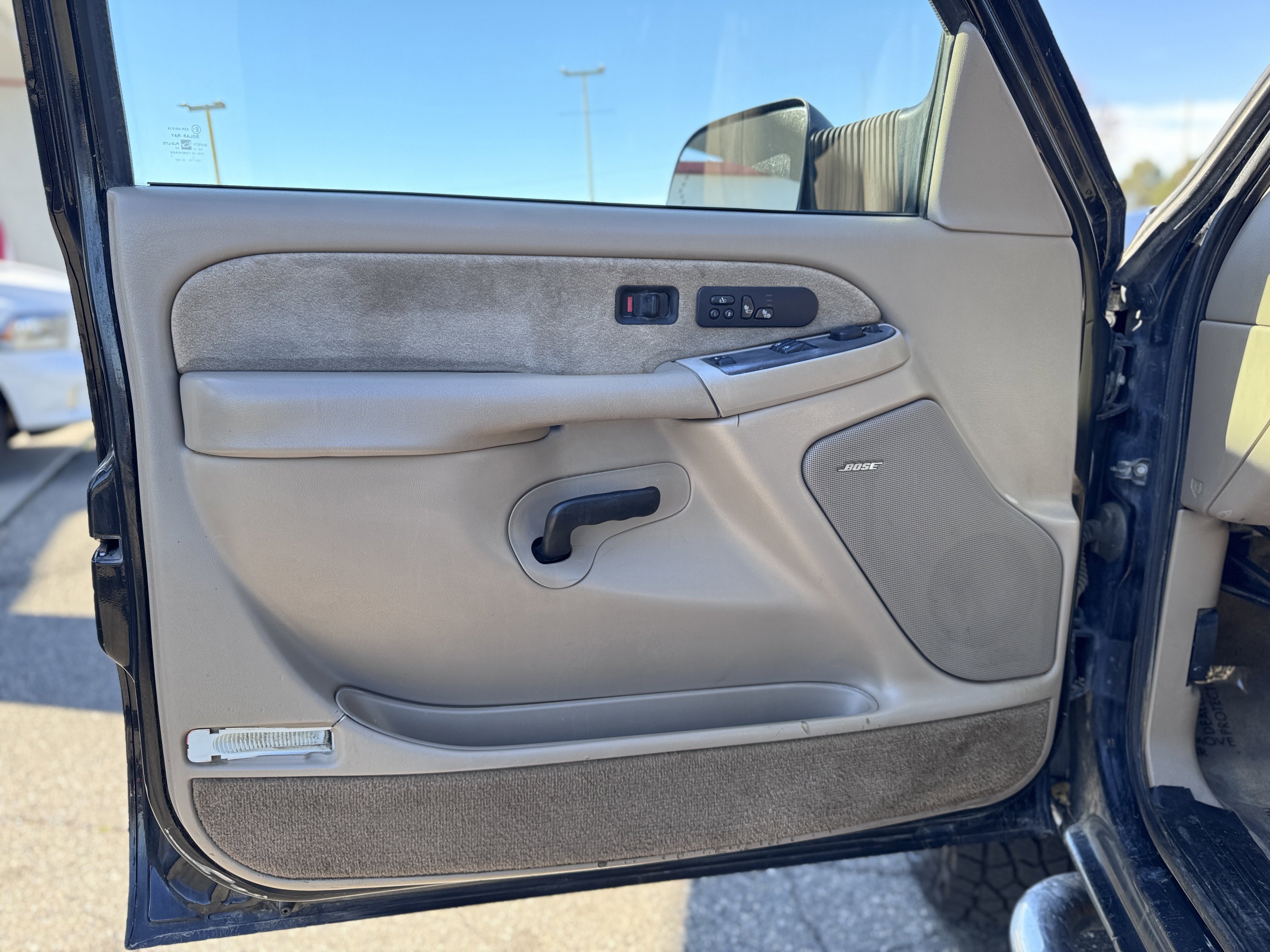 Used 2003 Chevrolet Silverado 2500 LT w/ Skid Plate Package image 9
