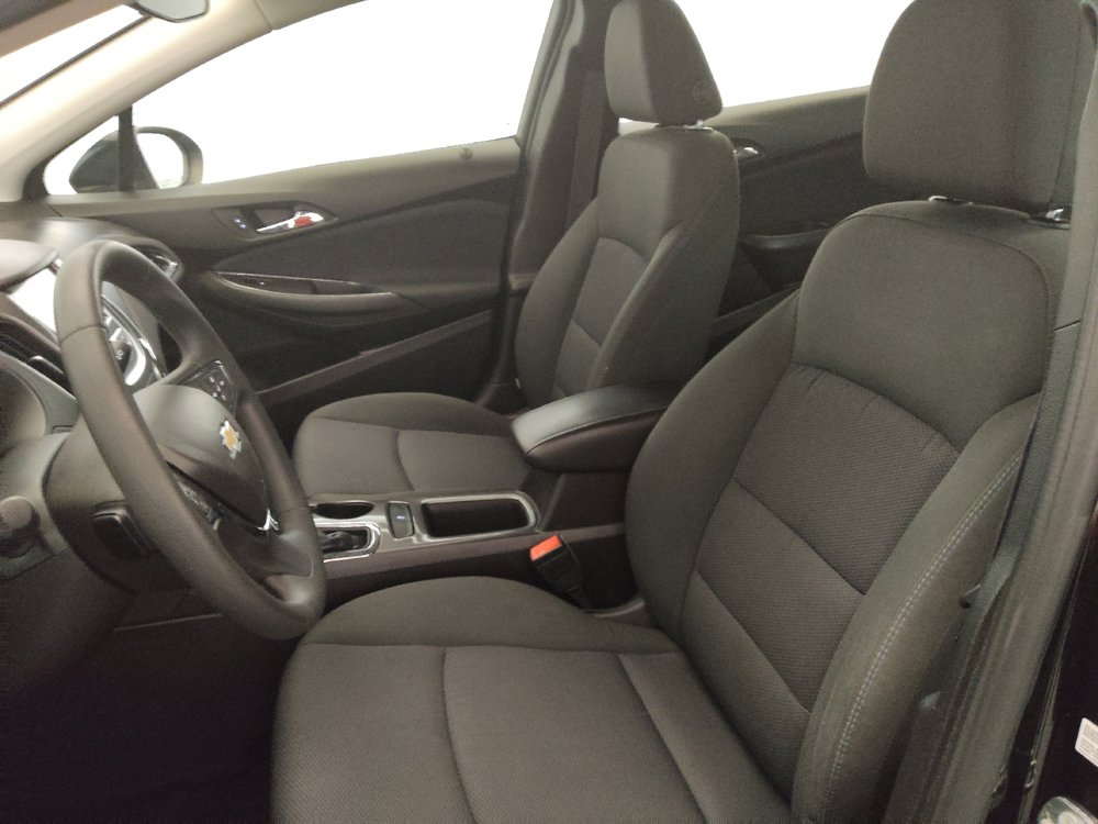 Used 2016 Chevrolet Cruze LT w/ Convenience Package FWD image 17