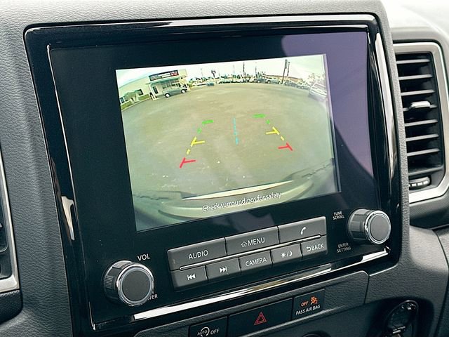 Used 2024 Nissan Frontier SV image 13
