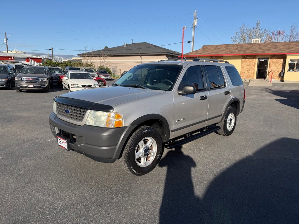 Used 2004 Ford Explorer XLS image 2