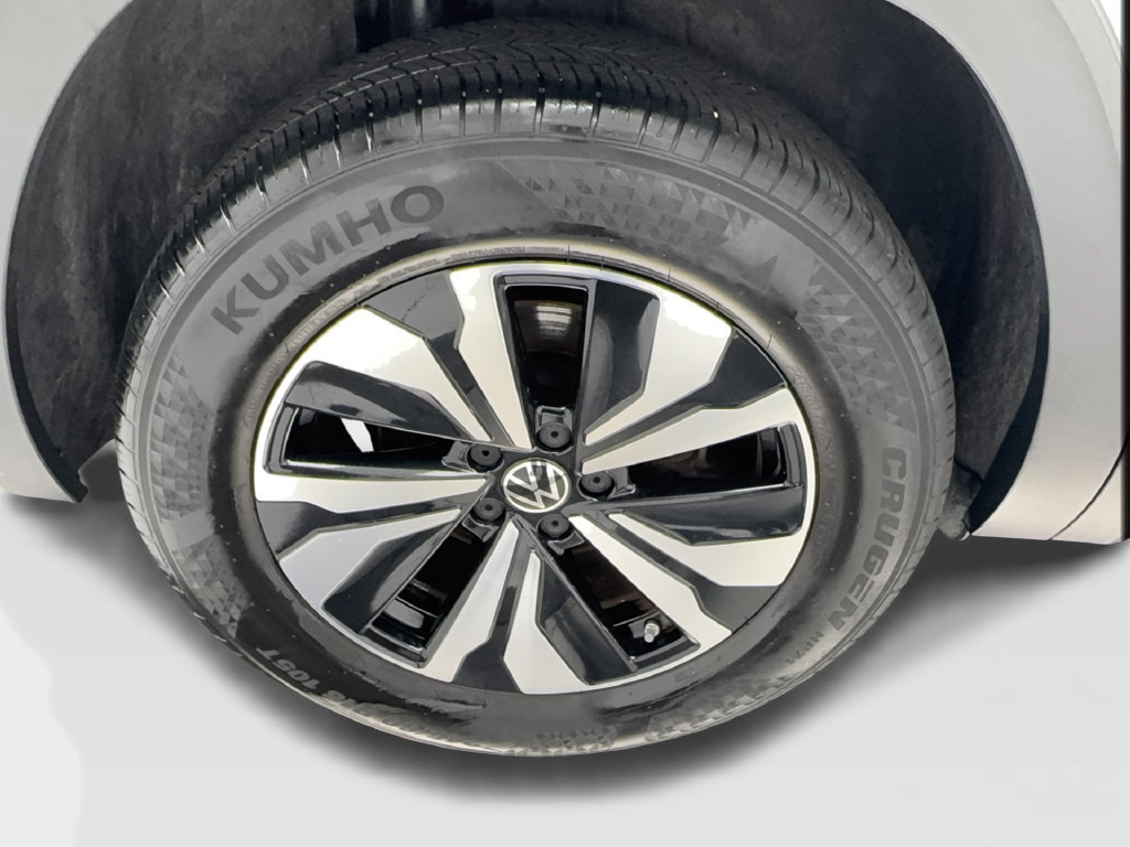 Used 2024 Volkswagen Atlas Cross Sport SE FWD image 16