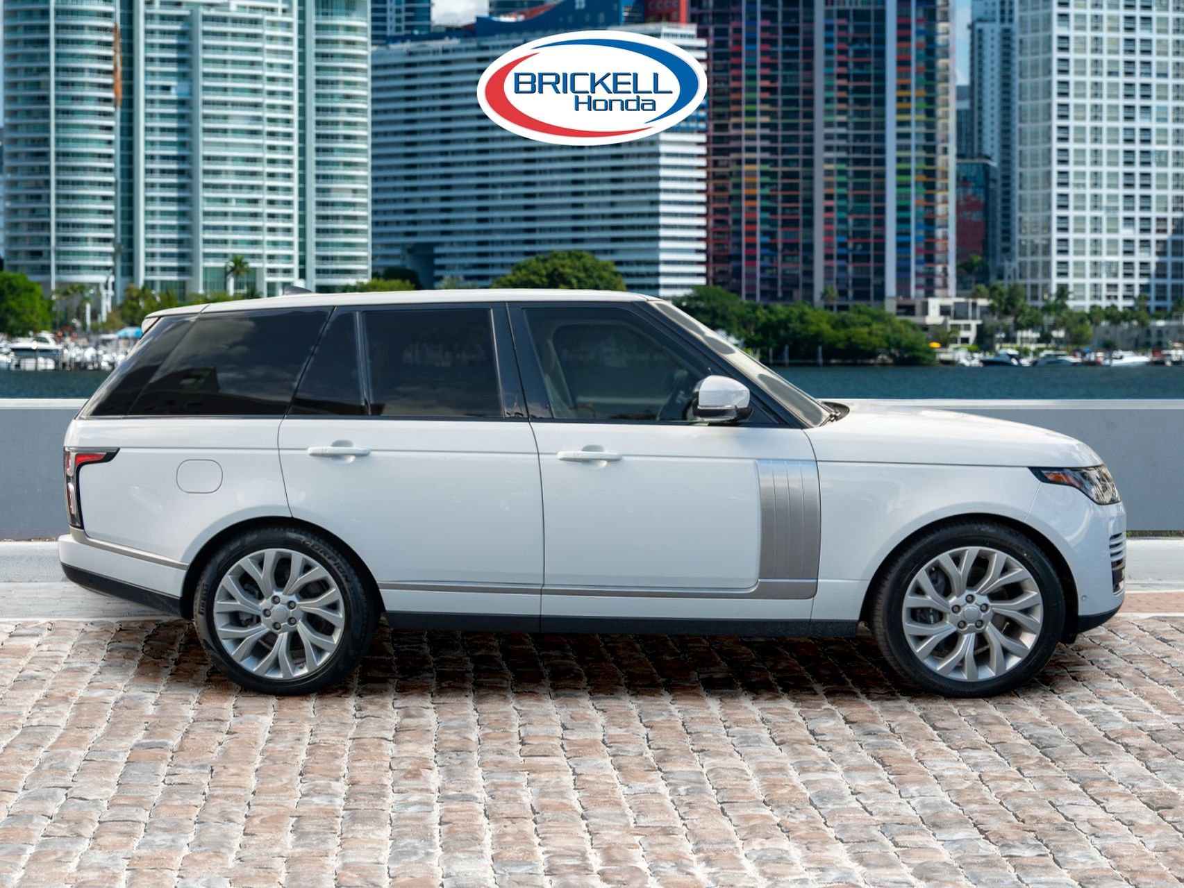 Used 2021 Land Rover Range Rover Westminster Edition image 8