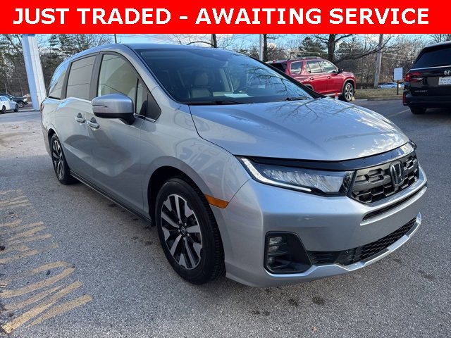 Used 2025 Honda Odyssey EX-L image 3