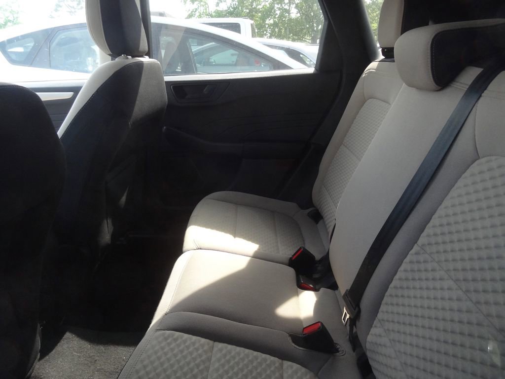 Certified 2022 Ford Escape SE AWD/4WD image 9