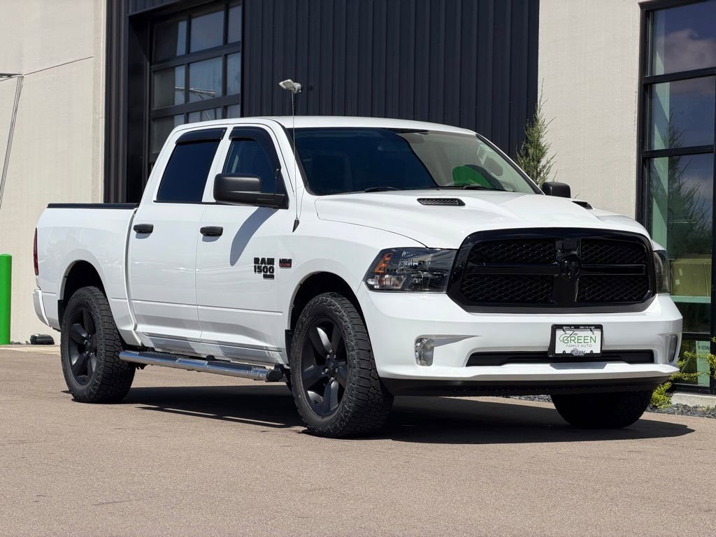 Used 2019 RAM 1500 Express w/ Wheel & Sound Group AWD/4WD image 4