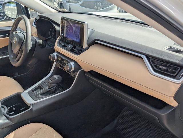 Used 2023 Toyota RAV4 XLE w/ Convenience Package image 17