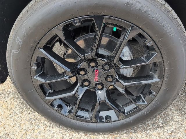 Used 2026 GMC Yukon Denali w/ Sun & Power Step Package AWD/4WD image 25