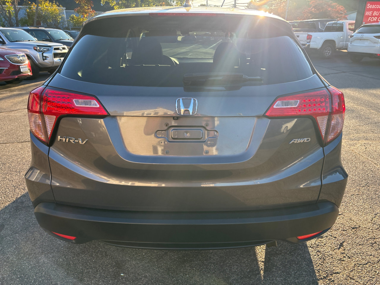 Used 2018 Honda HR-V EX image 4